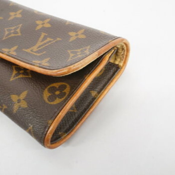 Louis Vuitton Monogram Pochette Twin PM Shoulder Bag - Picture 7 of 11